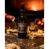 Kép 2/3 - Ardbeg Uigeadail Whisky pohárral