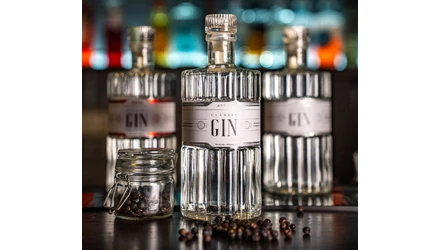 Árpád Gin: Neves nemzetközi versenyen nyert aranyérmet az Árpád pálinka új ginje